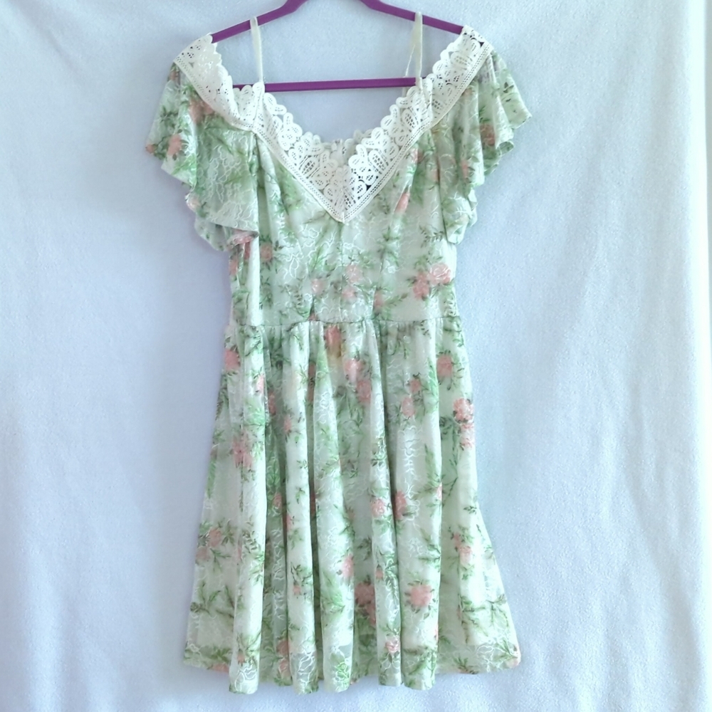 Disney Princess Green & Pink Lace Off Shoulder Flowy Dress Juniors Size XL